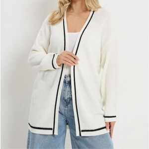 89th & Madison White Cardigan with Black Accents Size Extra Large